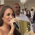Milica Jokić za jednu pesmu zaradila pravo bogatstvo! Novčanice su letele svuda: "Nečija plata za dva minuta!"