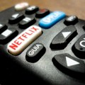 Једнократни трошкови оборили профит и акције Нетфликса
