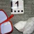 Uhapšen Nišlija zbog droge: Pronađeno 16 paketića marihuane i tri paketića kokaina tokom pretresa
