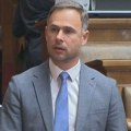 Aleksić (NPS): Vučić Srbijom upravlja kao mafijaškim klanom