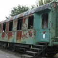 Руина постаје место сећања: Спомен-вагон крај Гробља стрељаних у надлежности краљевачког музеја