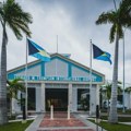 Devet putnika i pilot poginuli u padu malog aviona na Bahamima