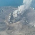 Erupcija vulkana napravila haos u Indoneziji: Zatvoreno 8 aerodroma, blokirano 150.000 putnika