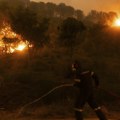 Пожари у Грчкој и даље бесне: Страдало 20 људи, ватрогасци се широм земље боре са стихијом