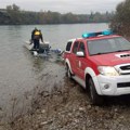 Telo devojke izvučeno iz Morače nakon što je automobil sleteo u reku