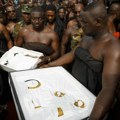 „Povratak naših duša“: Američki muzej vratio Gani predmete koje su pre 150 godina opljačkali Britanci