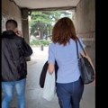 (VIDEO) Objavljen snimak dolaska na vrata sa pitanjem „da li ste glasali“ u Nišu