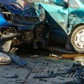 Užas na auto-putu, broje se mrtvi; Teška saobraćajka: Kamion prešao u suprotnu traku i izazvao sudar FOTO