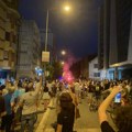 Ovo su batinaši koji su napali građane s leđa u Stražilovskoj ulici u Novom Sadu (VIDEO)