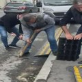 Počelo uklanjanje nelegalnih rampi na novoizgrađenim trotoarima u naselju Mur
