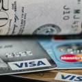Tramp pozvao na ograničenje kamata po kreditnim karticama od deset odsto