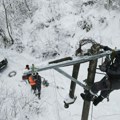 Stanovnici ovog sela u Srbiji od sinoć su bez struje: Sneg okovao Srbiju, meštani uplašeni