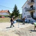 U toku izgradnja DEČJEG IGRALIŠTA u Bresnici (FOTO)