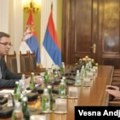 Zašto Vučić ulazi u savez sa osuđenim ratnim zločincem?