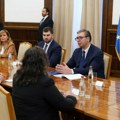 Vučić sa Simonisom: Cenimo što Rumunija ostaje pri stavu da ne prizna tzv. Kosovo