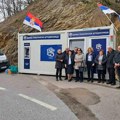 Pružena pomoć ugroženim Srbima na KiM: Poštanska štedionica postavila montažne ekspoziture u blizini administrativnih…