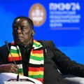 Predsednik Zimbabvea u Peterburgu: Afrika više nije uspavani džin, uskoro će „zalajati‟