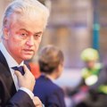 Vildersovo kockanje s novim izborima