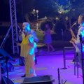 Prvi nastup Vesne Zmijanac nakon što je izašla iz bolnice: Pre 6 dana bila u Urgentnom, lekari je upozorili, ali ne odustaje…