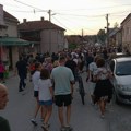 Predsednik opštine Gornji Milanovac pobegao u Dom kulture, izbavila ga Žandarmerija