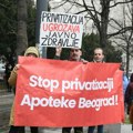 Radnici Apoteka Beograd ponovo protestovali pred Vladom Srbije, traže razgovor sa premijerom