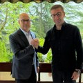 Vučević u Skoplju sa predsednikom Vlade Severne Makedonije Mickovskim