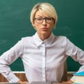 Због четворке из физичког направила скандал у школи: Мајци која је напала директорку стигла пресуда