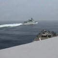 Tenzije rastu: Bliski susret američkog i kineskog broda u Tajvanskom moreuzu - nebezbedno (video)