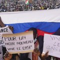 Француска ц́е одговорити у случају напада на своје држављане у Нигеру