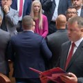 Orlić ponovo nazvao poslanike opozicije siledžijama, lopovima i divljacima