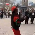 Dve Iranke uhapšene zbog plesa na trgu u Teheranu