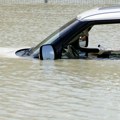 Opet nevreme u Dubaiju: Kiša pada od noćas, poplavili putevi, uveli škole na daljinu
