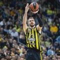 Fener ubedljiv po povratku iz Beograda, Efes imao znatno više problema