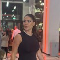 "Ne prilazite mi na nastupu, ne zanima me šta pričate" Pevačica šokirala, zabranila fanovima da joj se obraćaju, jasno im…