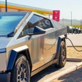 Upola manja prodaja teslinih vozila: Konkurencija je sve jača! Imaju zastarelu ponudu automobila?