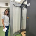 UKC Niš kupio novu kabinu za fototerapiju