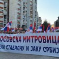 Srbi u kosovskoj Mitrovici protiv blokada Veličanstven skup, srpske trobojke i jedna poruka - građani žele normalan život…