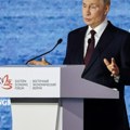 Putin: Bila koja zapadna sila u Ukrajini biće legitimna meta za rusku vojsku