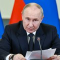 Putin: Bila koja zapadna sila u Ukrajini biće legitimna meta za rusku vojsku
