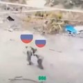 Dron ih naveo u zamku: Ukrajinci objavili snimak zarobljavanja dva ruska vojnika kod Pokrovska (video)