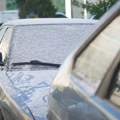 Evo zašto se savetuje vozačima da u decembru stave samo jednu stvar u automobil: „Stakla neće biti zamagljena i neće biti leda“…