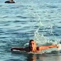 "Udar bokeljške sirene usred Budve": Jovana Jeremić pravi dar-mar u CG, ljudi je u čudu gledali, a ona...