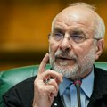 Iran preti Trampu: "Ormuški moreuz je za nas crvena linija"