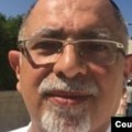 Američko-iranski državljanin pušten iz zatvora u Iranu, ali ne može da ode iz zemlje