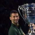(Video) Kruna za kralja tenisa u Torinu Novaku uručen pehar za najboljeg tenisera godine