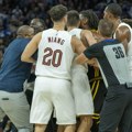 Skoro milion dolara kazne za "špansku kragnu" na NBA meču: Pljište suspenzije zbog tuče i haosa na meču!