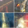Popodnevni kolaps u Beogradu, sneg izazvao još veće gužve: Mostovi i auto-put zakrčeni, evo gde u gradu je najkritičnije…
