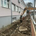 Privodi se kraju izgradnja toplovoda u OŠ „Vasa Pelagić“ u Leskovcu