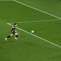 Nokaut ostavio Škote i 12. put bez nokaut-faze: Mađari najkasnijim golom ikada na EURO seli u čekaonicu za osminu finala