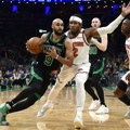 Šampion se ne predaje tako lako! Oslabljeni Boston trojkama srušio Nikse i smanjio zaostatak! Spremite se za neviđeni…